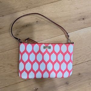 Small pink and white handbag wristlet